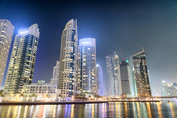 Вид Дубай Марину Ночью — стоковое фото