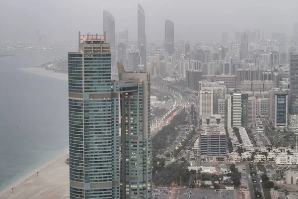 Widok Powietrza Budynki Corniche Road Nocy Abu Dhabi — Zdjęcie stockowe