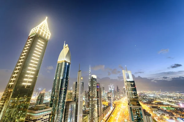 Dubai Emirados Árabes Unidos Dezembro 2016 Skyline Downrtown Longo Sheikh — Fotografia de Stock