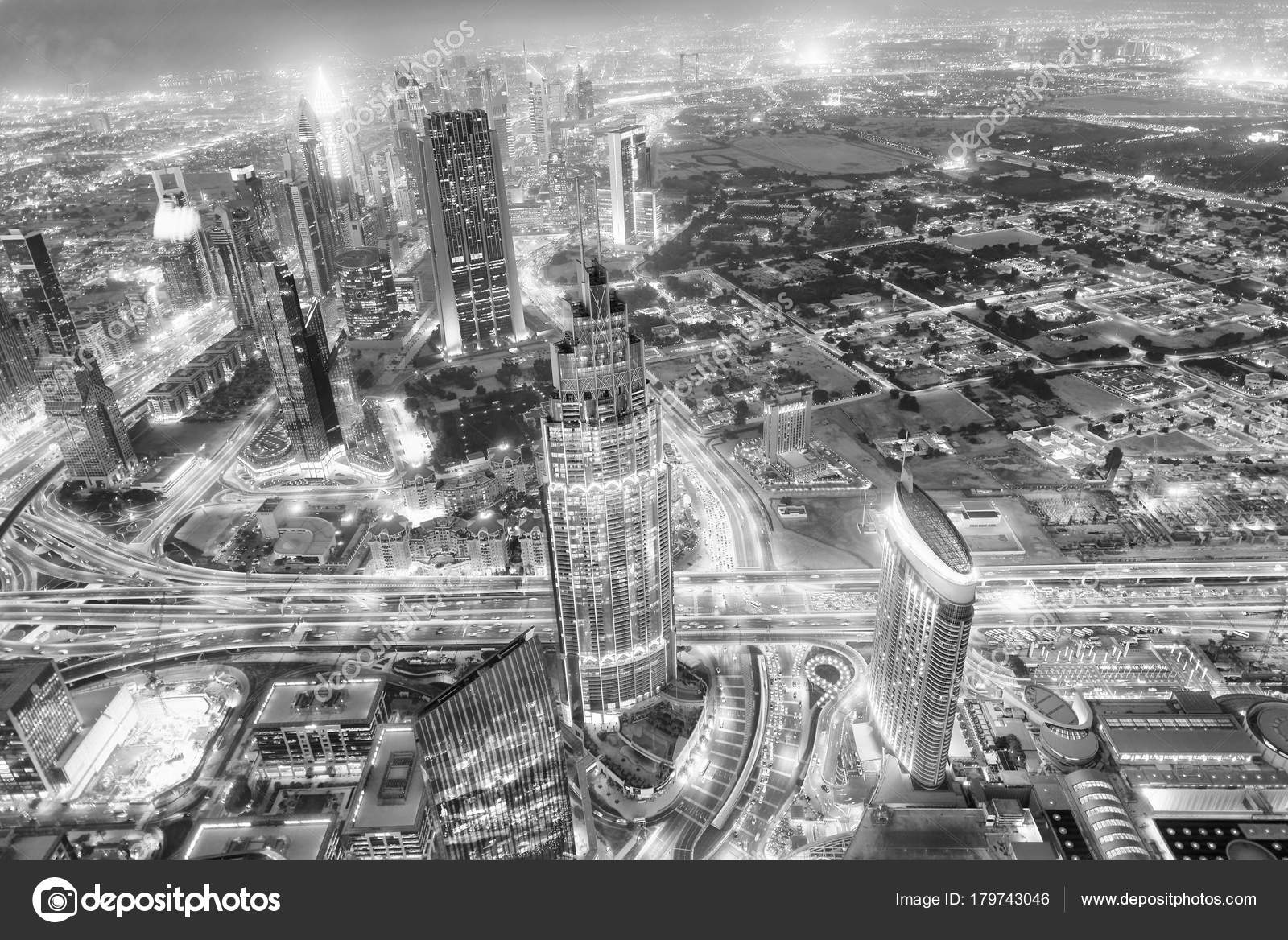 Aerial View Downtown Dubai Night Stock Photo by ©jovannig 179743046