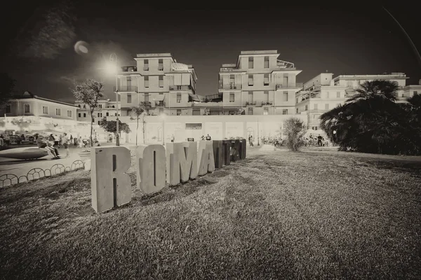 Lido Ostia Italy July 2017 Tourists Main City Square Night — Stock Photo, Image