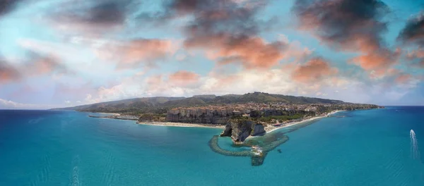 Tropea Panoramiczny Widok Lotu Ptaka Zachodzie Słońca Calabria Włochy — Zdjęcie stockowe