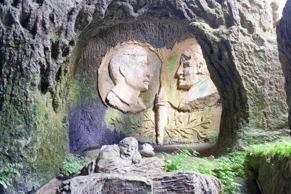 Kostel Uvnitř Jeskyně Piedigrotta Pizzo Calabro Itálie — Stock fotografie