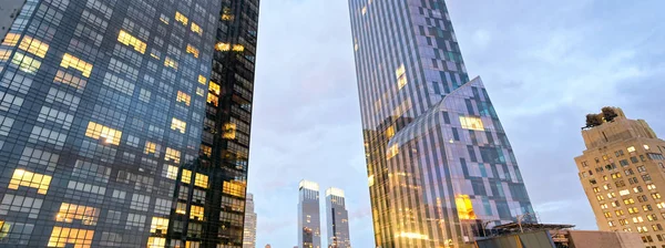 Střešní Pohled Midtown Manhattanu Panorama Při Západu Slunce Úžasné Mrakodrapy — Stock fotografie