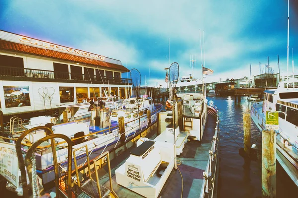 San Francisco Agosto 2017 Barcos Atracados Fisherman Wharf Por Noche —  Fotos de Stock