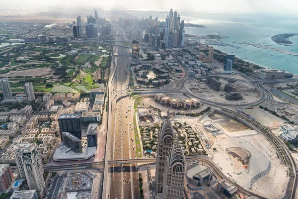 Veduta Aerea Dello Skyline Downtown Lungo Zayed Road Dall Elicottero — Foto Stock