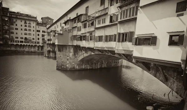 Talya Floransa Daki Ponte Vecchio Nun Yan Görüntüsü — Stok fotoğraf