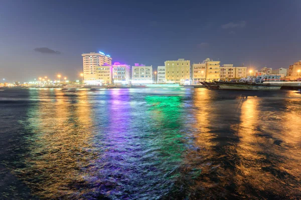 Dubai Uae December 2016 Night View Deira Buildings Reflections City — Stock Photo, Image