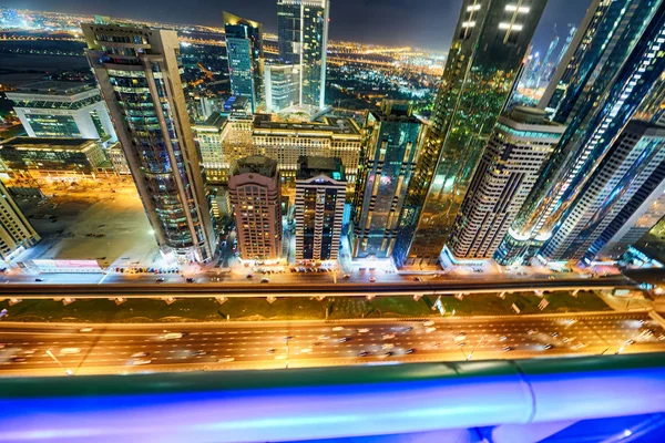 阿联酋迪拜 2016年12月11日 从屋顶上看到的 Downrtown 沿着谢赫 城市年年吸引3000万游人 — 图库照片