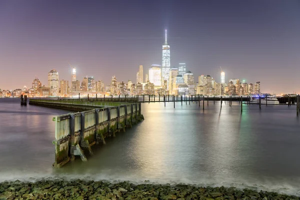 Downtown Manhattan Nocą Widziany Jersey City — Zdjęcie stockowe