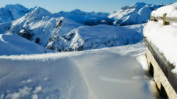 Snöiga Landskap Dolomiter Bergen Vintersäsongen Italien — Stockfoto