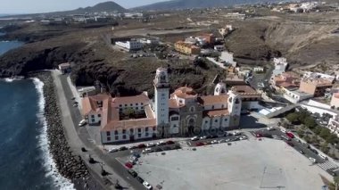 Candelaria Kilise ve Tenerife kıyı şeridi, Santa Cruz de Tenerife, Kanarya Adaları, İspanya, video 