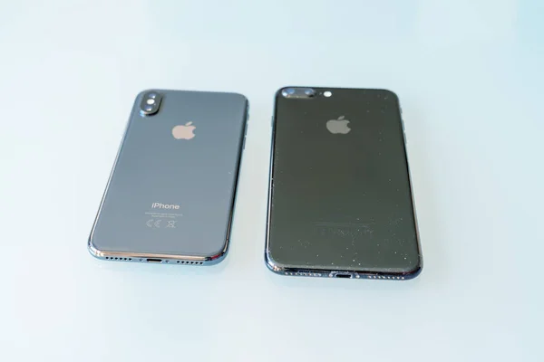 Pisa January 2018 Iphone Iphone Reflections New Model Apple — Stock Photo, Image