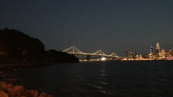 Luchtfoto Van San Francisco Brug Skyline Bij Nacht Californië Usa — Stockvideo