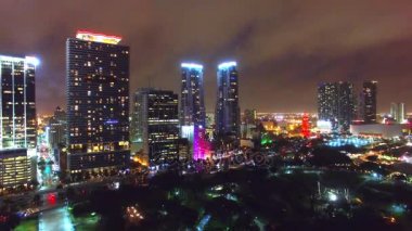  Güzel bir gece, Florida, ABD Miami Beach gökdelenler manzarası