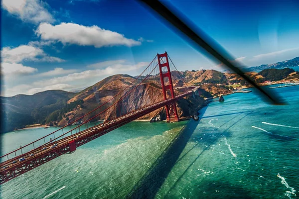 San Francisco Golden Gate híd, a helikopter — Stock Fotó