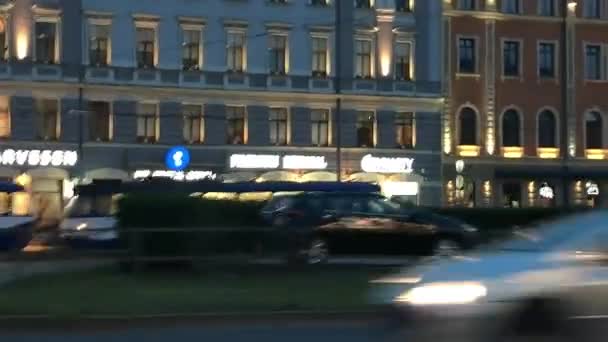 Vue Soir Riga Lettonie Circulation Urbaine Beaux Bâtiments Historiques Vidéo — Video