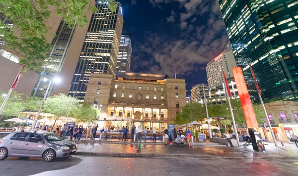 Сидней Ноября 2015 Городские Улицы Туристами Ночью Сидней Привлекает Миллионов — стоковое фото