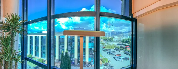 Oficinas Negocios Modernas Como Desde Vidrio Ventana Del Edificio Grande — Foto de Stock