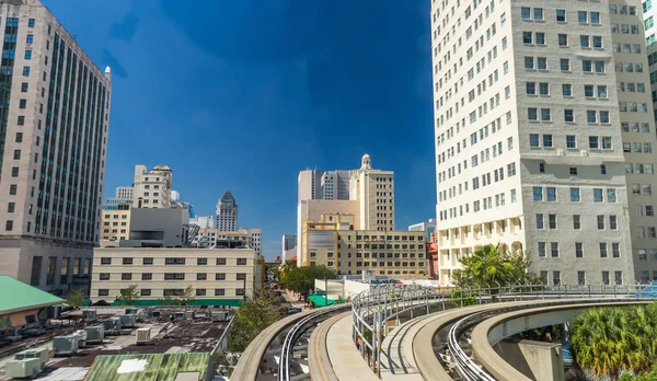 Downtown Miami Buildings Metrorail Train — Stock Photo, Image