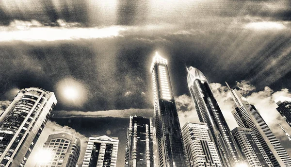 Downrtown Ορίζοντα Κατά Μήκος Του Sheikh Zayed Road Ντουμπάι Βράδυ — Φωτογραφία Αρχείου