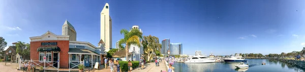 San Diego Juli 2017 Toeristen Seaport Dorp Bezoeken Een Mooie — Stockfoto