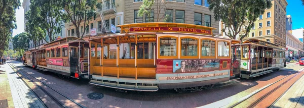 San Francisco August 2017 Touristen Warten Der Powell Street Auf — Stockfoto