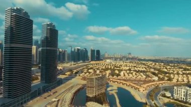 Dubai Marina gökdelenlerinin hava görüntüsü, BAE, Video