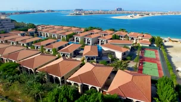 Aerial View Beautiful Houses Palm Jumeirah Artificial Archipelago Dubai United — Stock Video