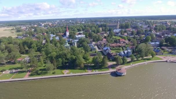 Luchtfoto van Haapsalu Castle, Estland — Stockvideo