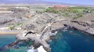 San Juan, Porto Riko sahilinde hava görünümünü. Video
