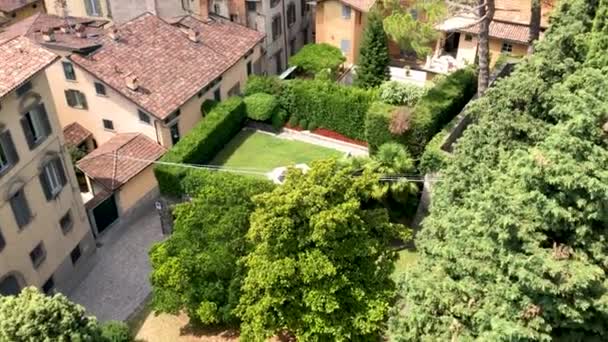 Vackra Flygfoto Över Bergamo Alta Stadsbilden Italien — Stockvideo