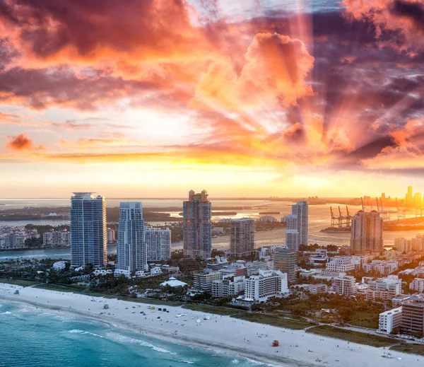 Miami Beach Horizonte Aéreo Belo Pôr Sol Inverno — Fotografia de Stock