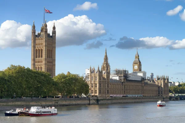 Westminsterský Palác Slunečné Odpoledne Londýn — Stock fotografie