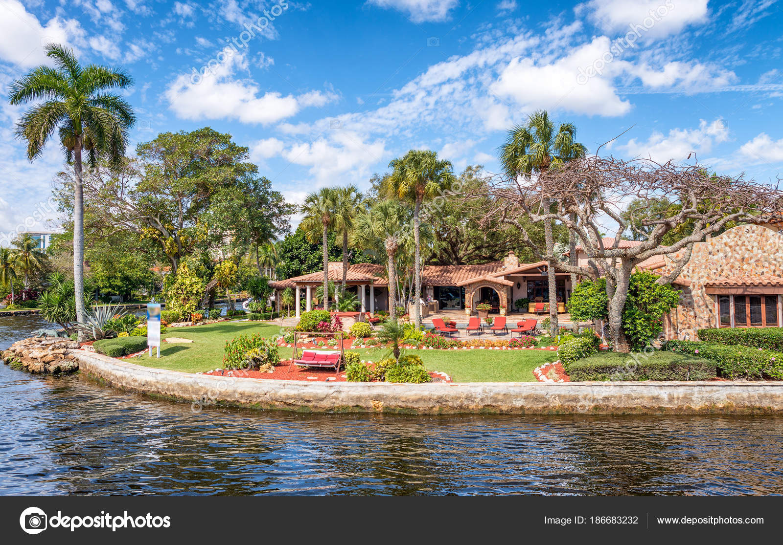 Beautiful Homes City Canals Fort Lauderdale Stock Photo by ©jovannig