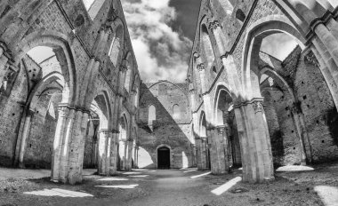 Toskana, İtalya. Eski ortaçağ mimari detayları.