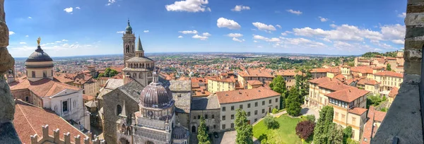 Bergamo Alta Antenni Panoraamanäkymät Kesäkaudella — kuvapankkivalokuva