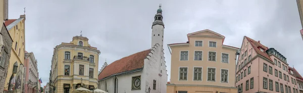 Tallinn Estonya Temmuz 2017 Şehir Ortaçağ Binaları Panoramik Tallinn Her — Stok fotoğraf