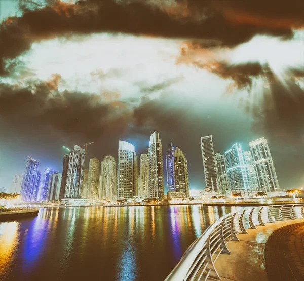 Dubai Marina Edifici Notte Emirati Arabi Uniti — Foto Stock