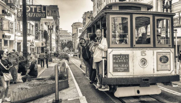 San Francisco August 2017 Seilbahn Durch Die Straßen Der Stadt — Stockfoto