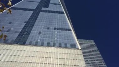 modern şehir binaların havaya doğru görünümü