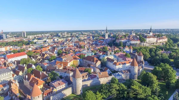 Luchtfoto Van Skyline Van Tallinn Estland — Stockfoto