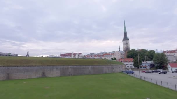 Tallinn Estônia Julho 2017 Vista Aérea Horizonte Cidade Pôr Sol — Vídeo de Stock