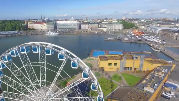 Schöne Luftaufnahme Von Helsinki Und Riesenrad Finnland Video — Stockvideo