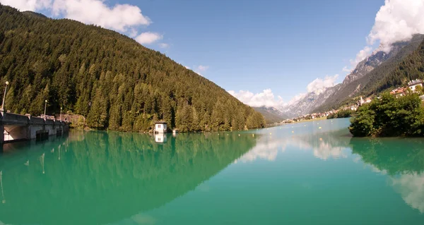 Lago Auronzo Nas Montanhas Dolomitas Itália — Fotografia de Stock