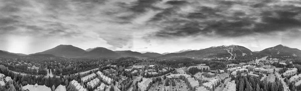 Vista Aérea Del Paisaje Urbano Campo Whistler Atardecer Canadá —  Fotos de Stock