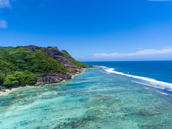 Seychelská Krajina Při Pohledu Hukot Ostrov Digue — Stock fotografie