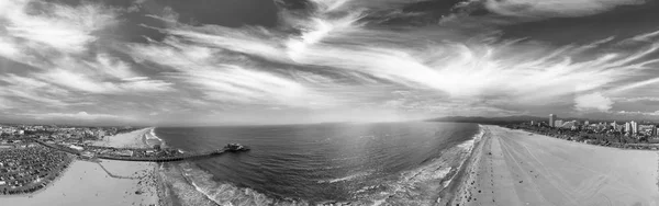 Vista Panorámica Aérea Costa Muelle Santa Mónica Atardecer —  Fotos de Stock