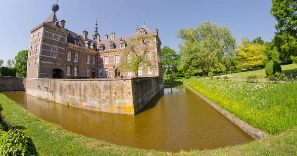 Castelo Eijsden Sua Vegetação Maio Países Baixos — Fotografia de Stock