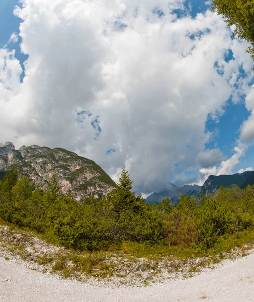 ドロマイト山脈の風景 イタリア — ストック写真